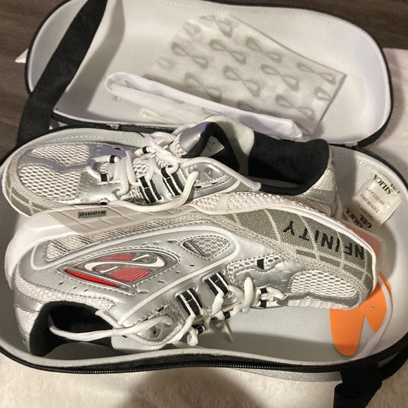 Nfinity Women’s Volleyball Sneakers Final Price - Picture 2 of 9